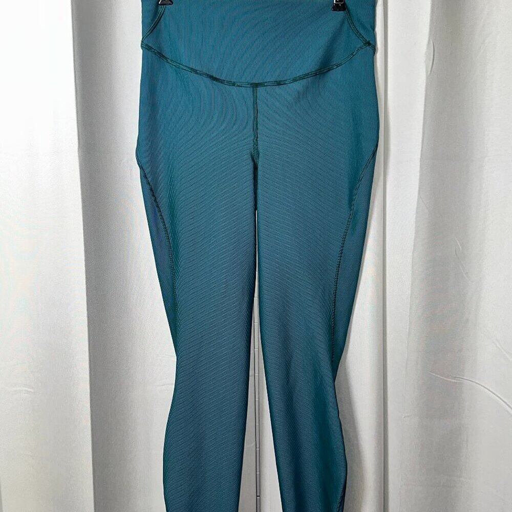 💚💙 Lululemon Base Pace High-Rise Tight 25” Two-Tone Ribbed - Size 8 💚💙 - Picture 6 of 13